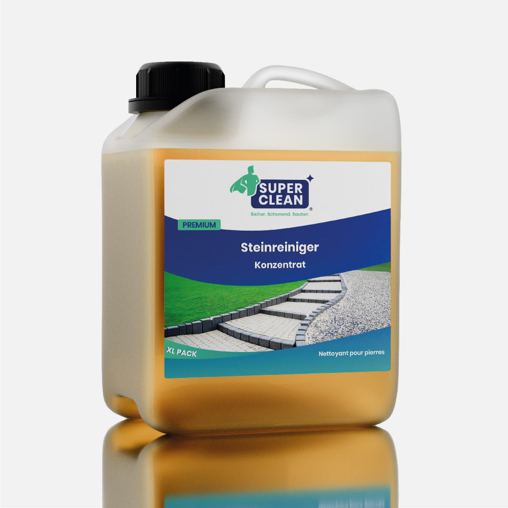 SUPER CLEAN Steinreiniger Konzentrat 2 L vor hellgrauem Hintergrund